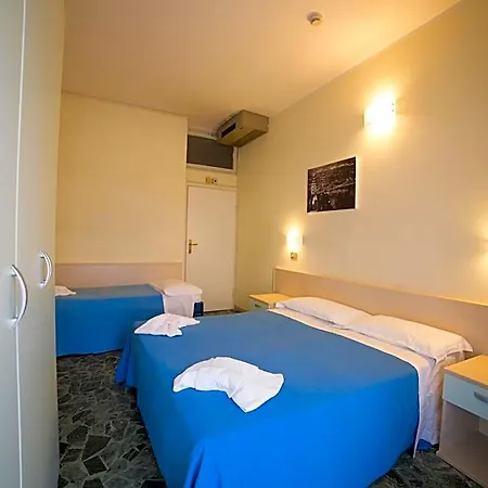 Europa 3*